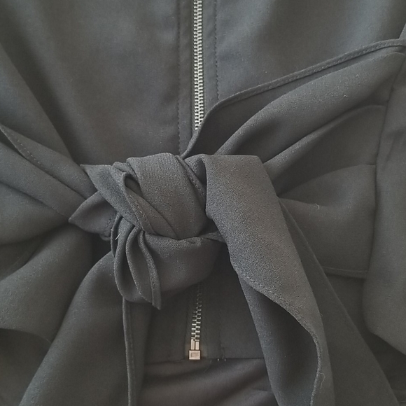 Black crop top - Picture 3 of 4